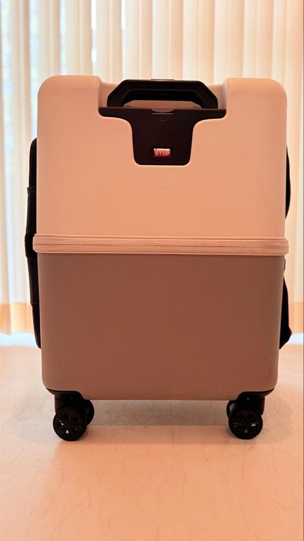 【美品】ペット用キャリーケース、PETiCO（M）新品クッション付き