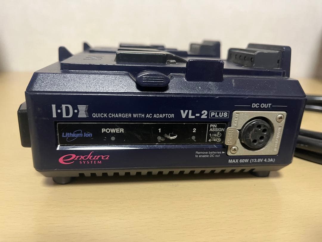IDX VL-2PLUS Vマウントバッテリー急速充電器•12VDC電源