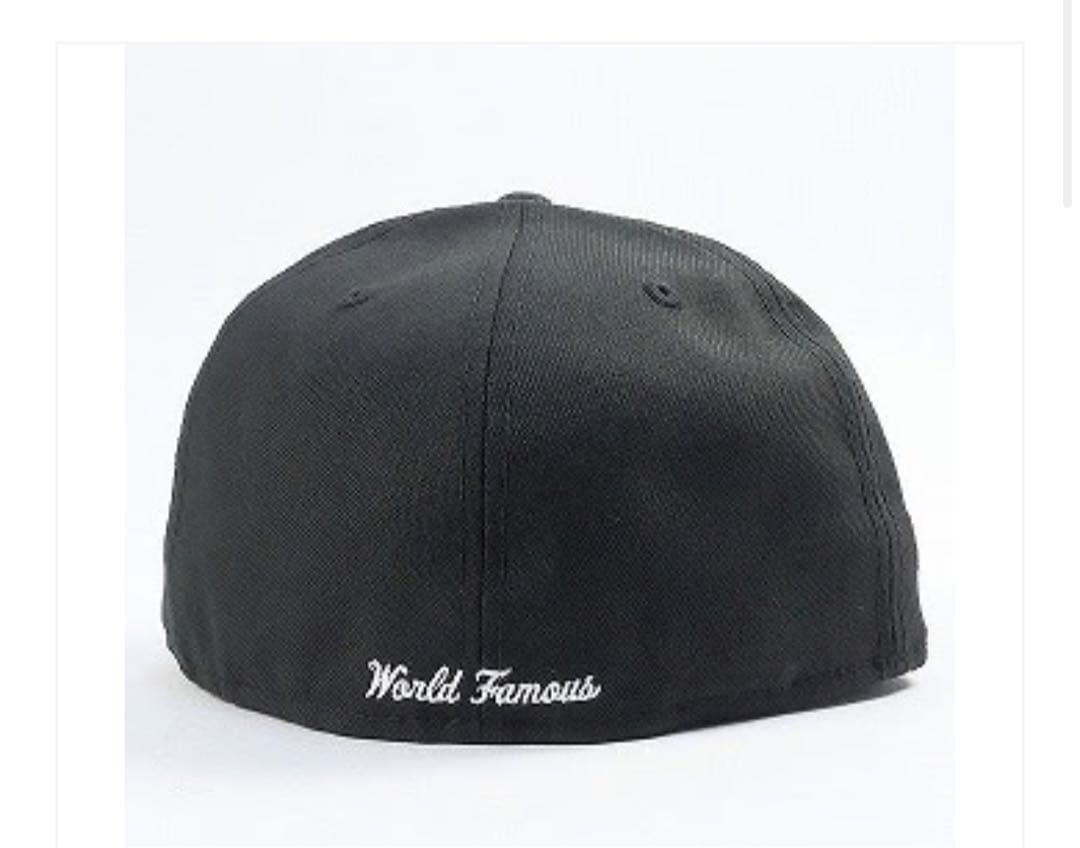 Supreme World Famous Box Logo キャップ黒