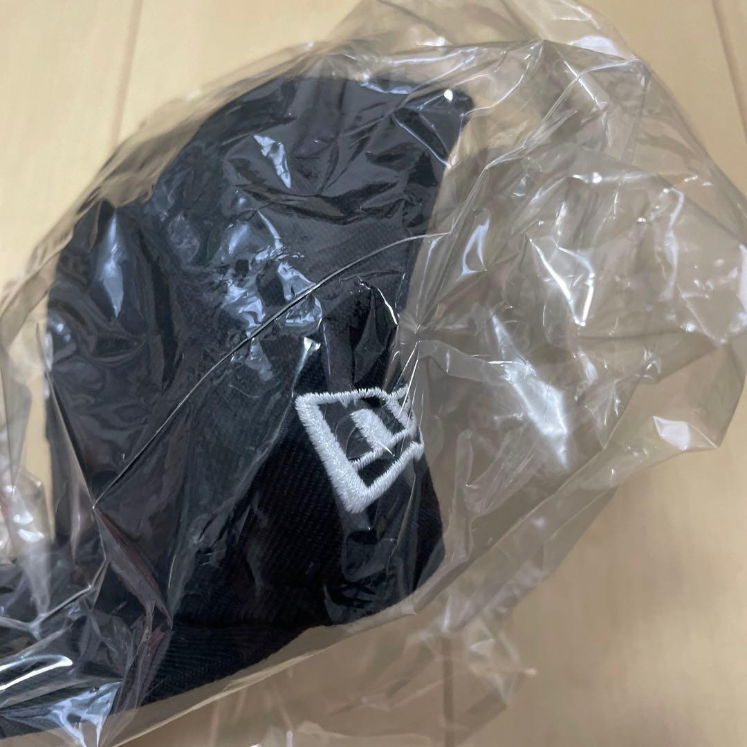 Supreme World Famous Box Logo キャップ黒