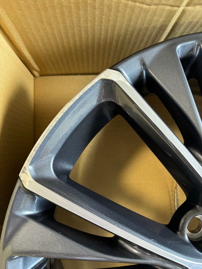 プリウス　60系　純正　ホイール　19インチ　トヨタ　トヨタ純正 purius