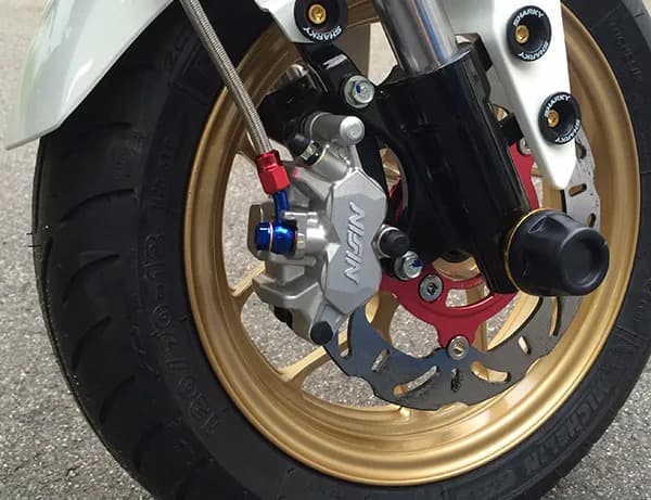 NISSIN ニッシン 2POTキャリパー 銀 GROM NSR50など対応