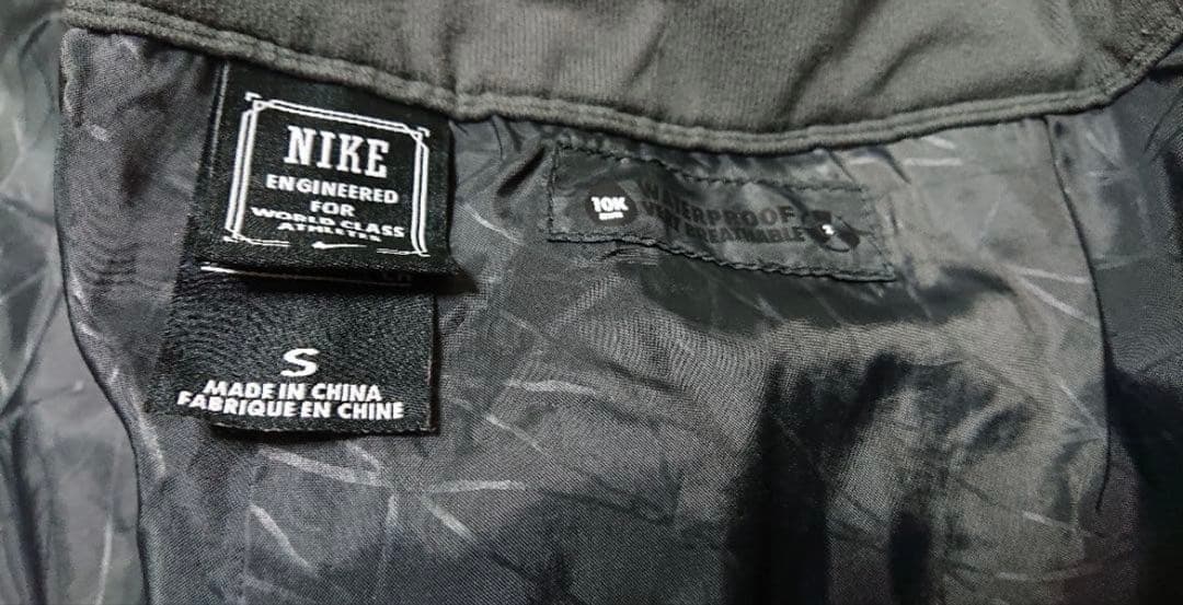 NIKE ナイキ スノーボードパンツUS:S JP:M