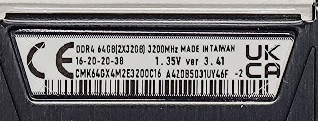 メモリー Corsair Vengeance LPX DDR4 64GB 3200MHz