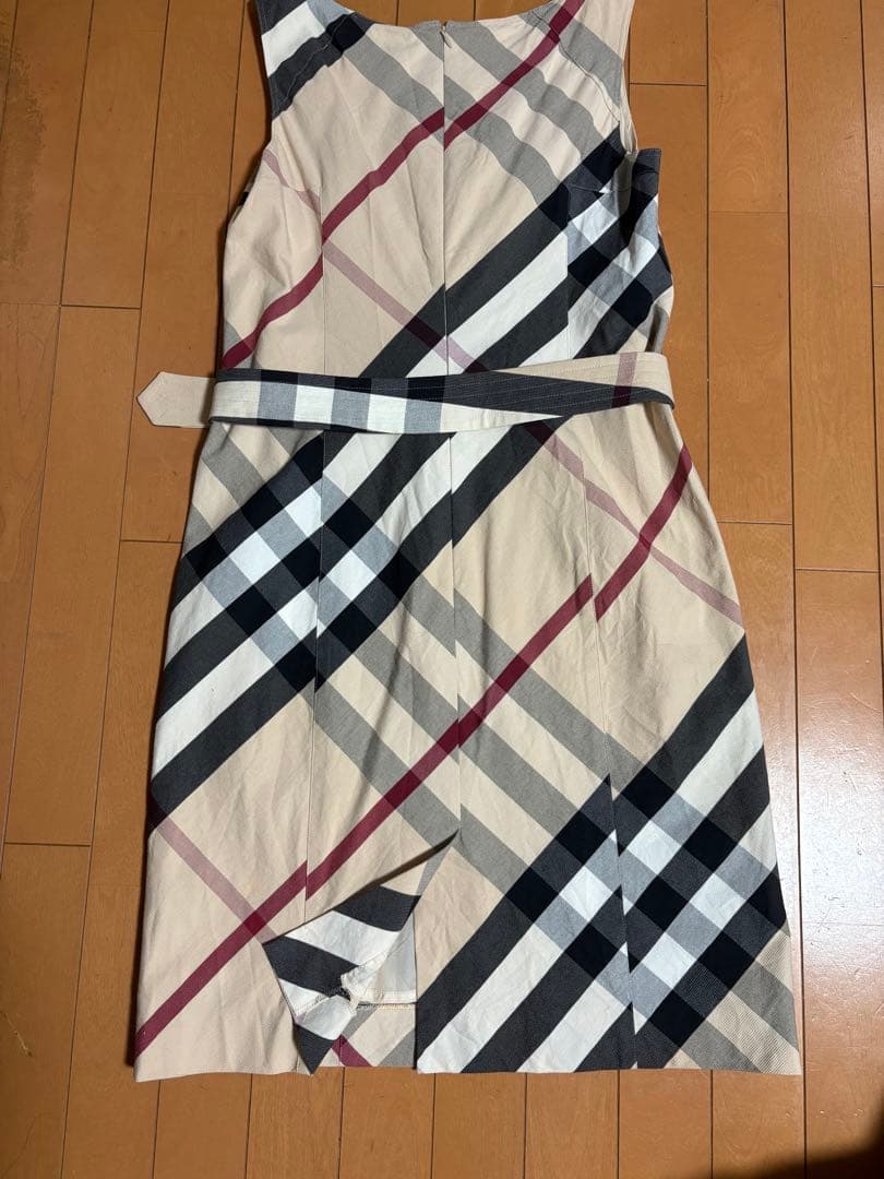 Burberryノースリーブワンピース13号LLサイズ
