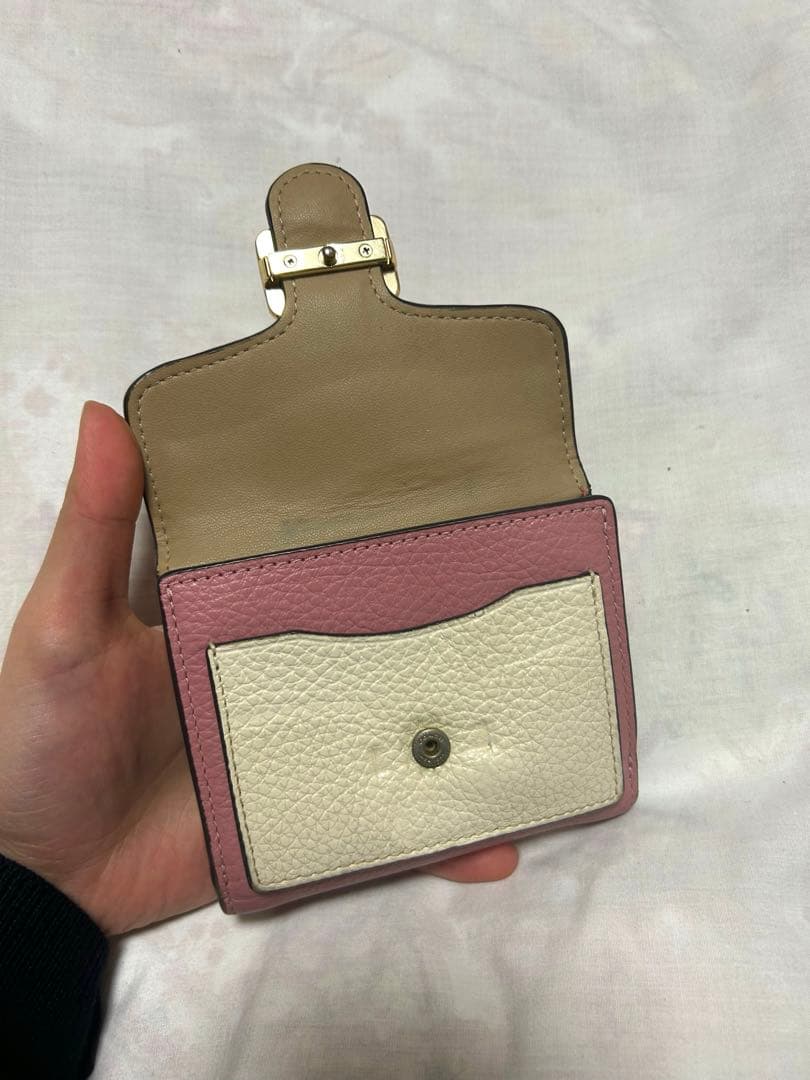 COACH 三つ折り財布 レッド ホワイトピンクカラー