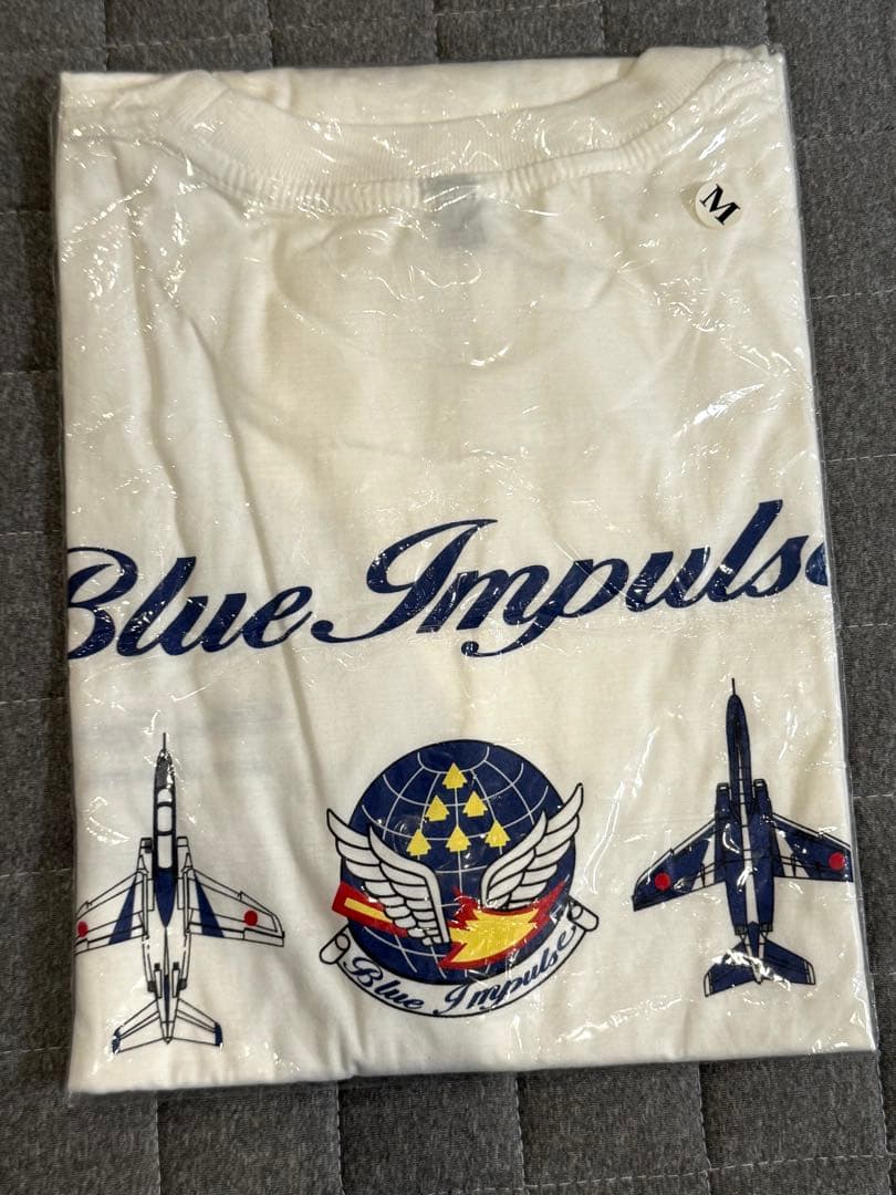新品迷彩トートバッグ、ブルーインパルスTシャン4枚、タオル、クリアファイル等9点