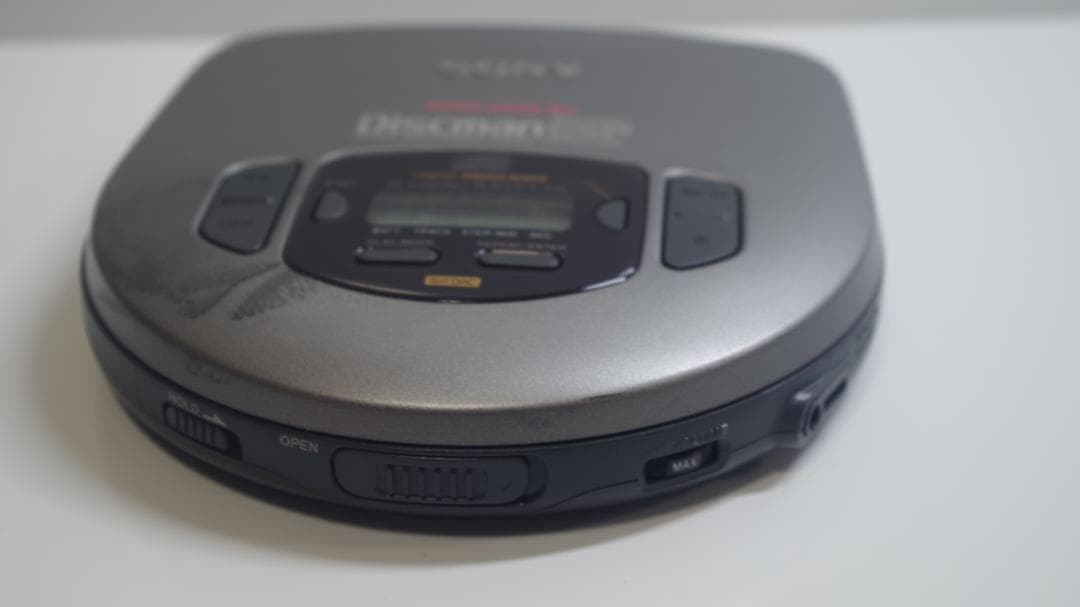 A3677 SONY 　CDプレーヤー D-275