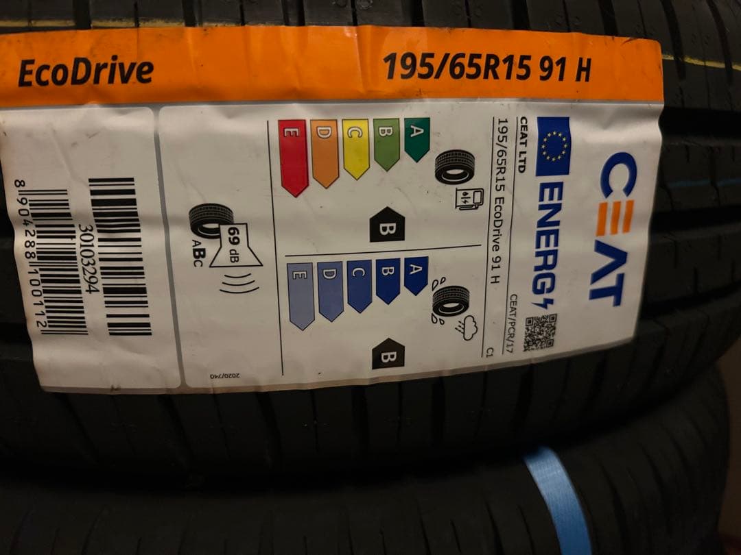 新品！CEAT EcoDrive 195/65R15 4本 都内2024後半製
