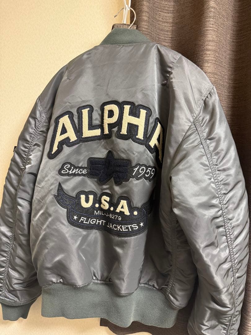 ALPHA INDUSTRIES MA-1 アルファ　スタジャン風USスペック