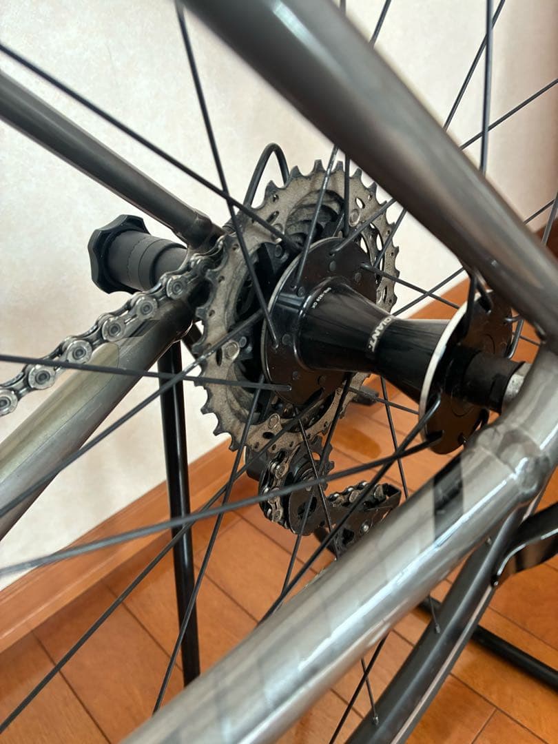 【美品 送料込】GIANT ロードバイク TCR SL1 ULTEGRA グレー