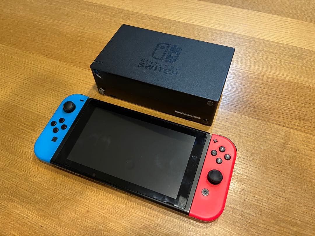 Nintendo Switch ネオンブルー・レッド 本体　画面難あり