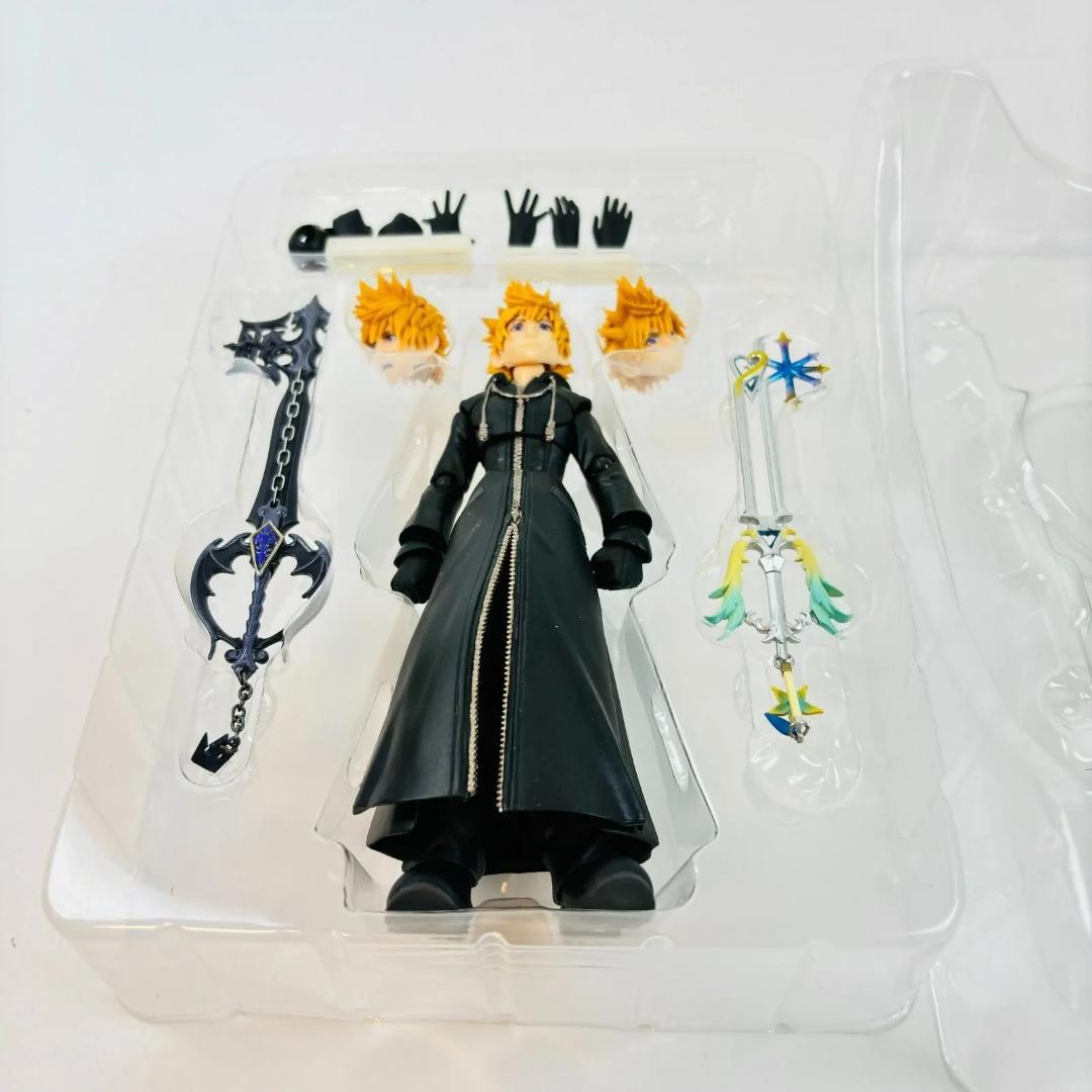 キングダム ハーツ III ロクサス・アクセル・シオ フィギュア