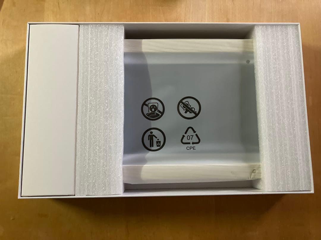 【新品】デジタルフォトフレーム 10.1インチ wifi ZN-DP1002