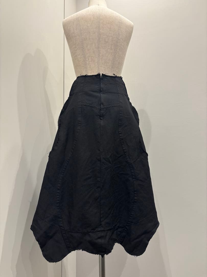 [18SS]コムデギャルソン　ポリエステル縮絨スカート