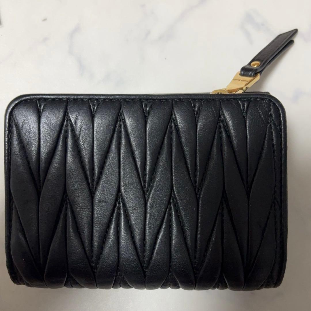 Miu Miu マテラッセ 折りたたみ財布