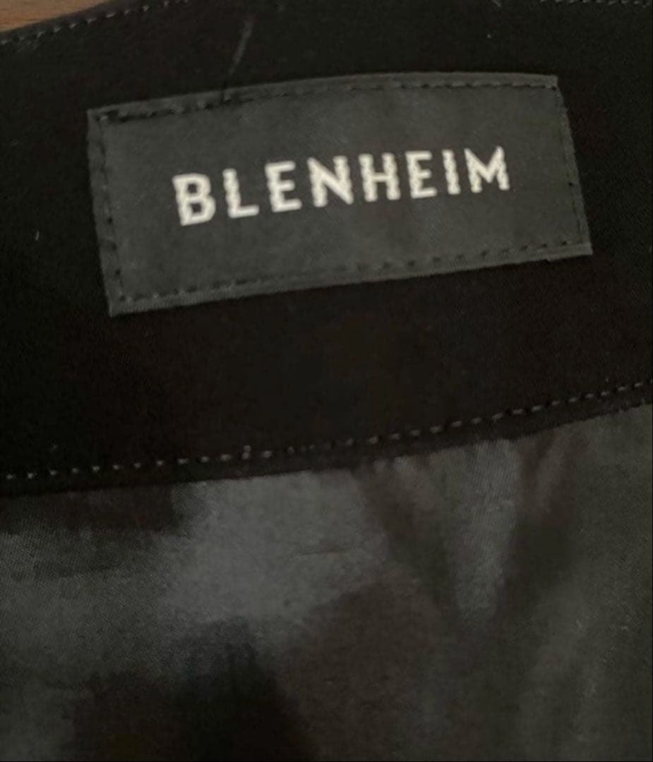 新品未使用　BLENHEIM タイトスカート