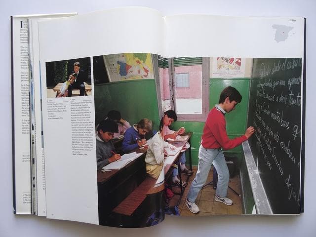 洋書◆スペインの1日写真集 本 風景 景色 建築