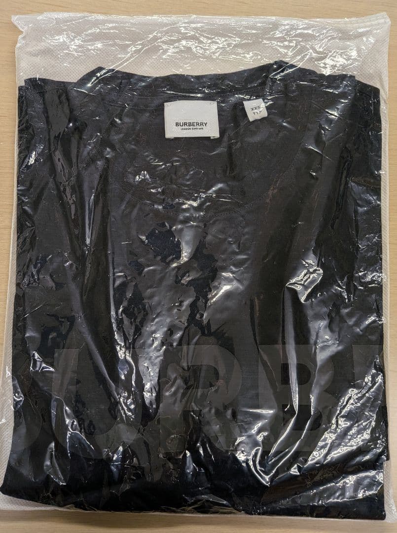 BURBERRY（バーバリー）プリントTシャツ ブラック XXS