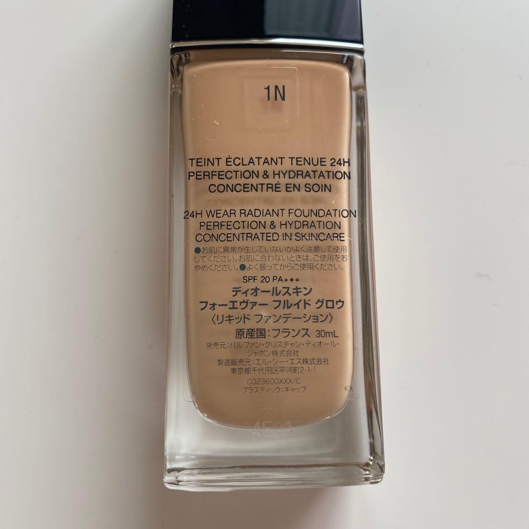 dior リキッドファンデーション　1N
