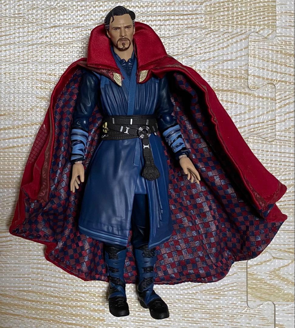 MAFEX ドクターストレンジ フィギュア アベンジャーズ インフィニティウォー