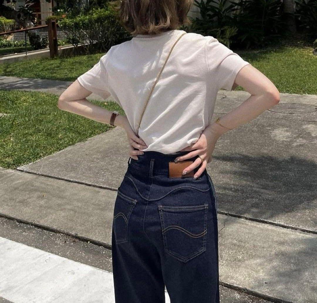 Eaphi エフィ WAVE DESIGN HIGH WAIST DENIM S