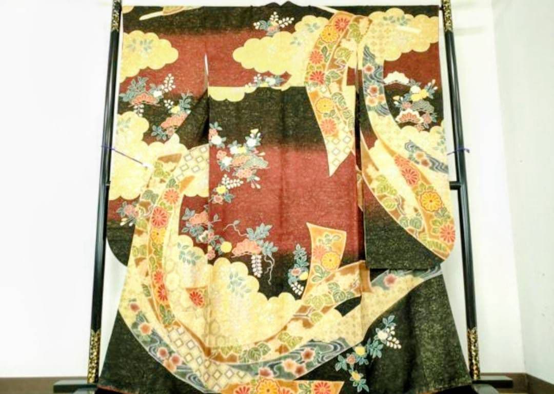 至極の逸品＆振袖＆極美品【正絹 和装小物 着物 振袖 留袖 和 訪問着 黒留袖】
