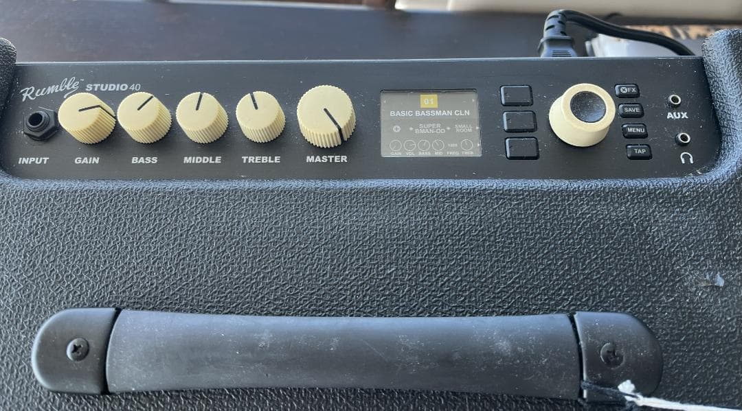 Fender Rumble Studio 40 ベースアンプ