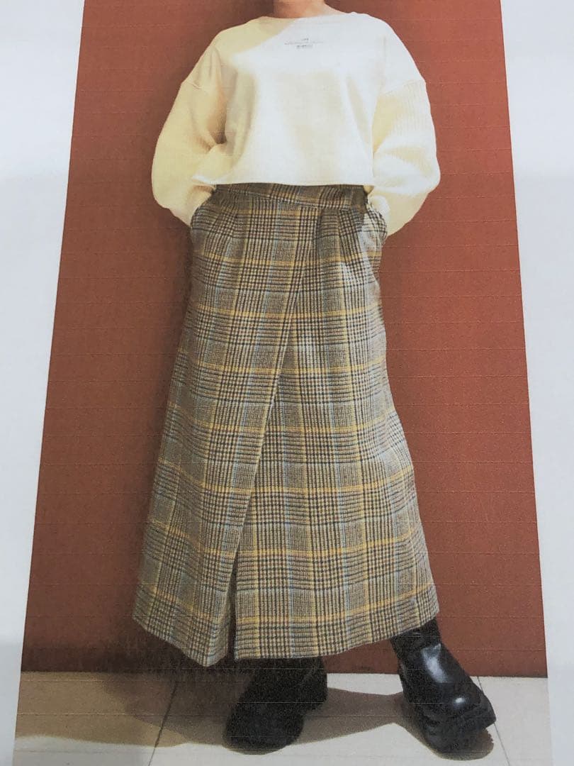 超美品❣️クールカレアン【ヌフソンヌフ】チェック柄　巻スカート風ロングSK Ⓜ️