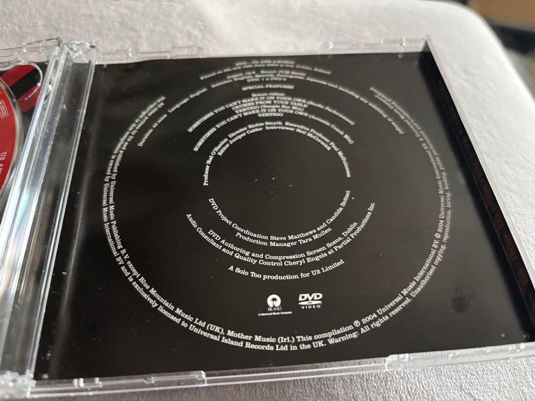 レアU2 How to Dismantle an Atomic Bomb サイン