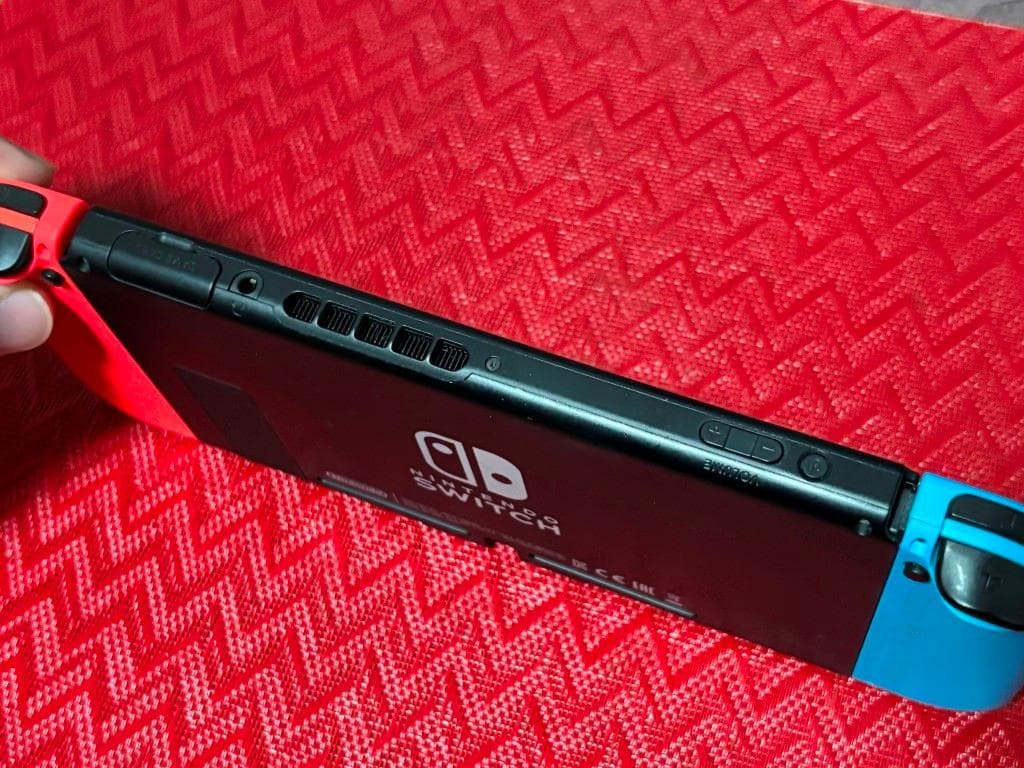 Nintendo Switch ネオン 初期型 本体一式　おまけで専用スタンド