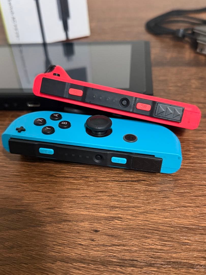 Nintendo Switch 本体 赤/青 Joy-Con ACアダプター付き