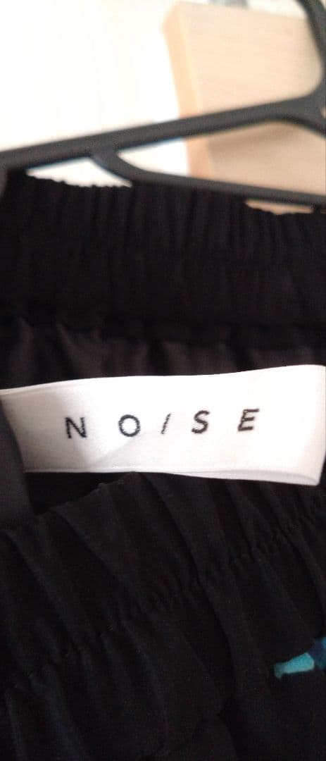 【最終値下げ】NOISE 花柄ロングスカート サイズ40