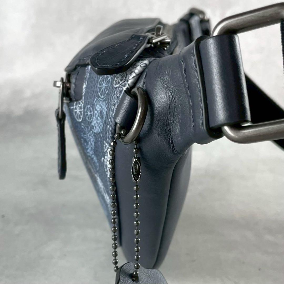 極美品◎COACH ボディバッグ ホースアンドキャリッジ レザー ネイビー