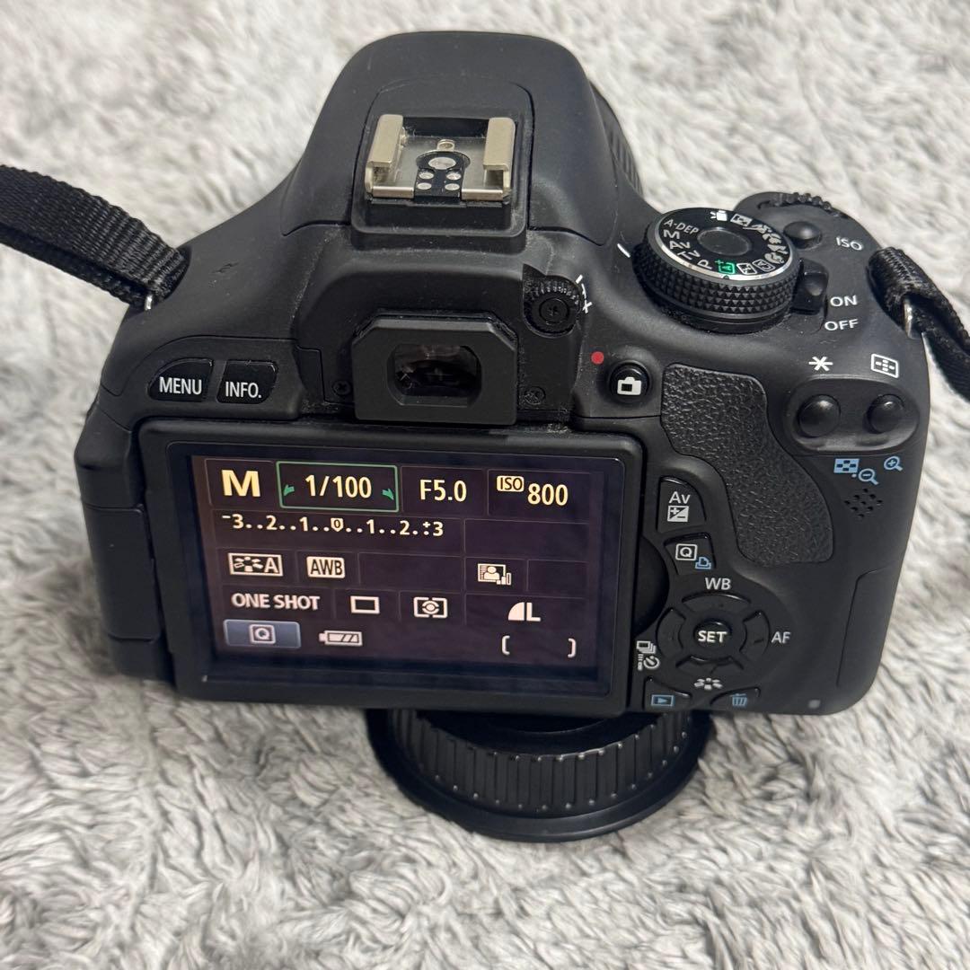 Canon EOS Kiss X5 ダブルズームキット