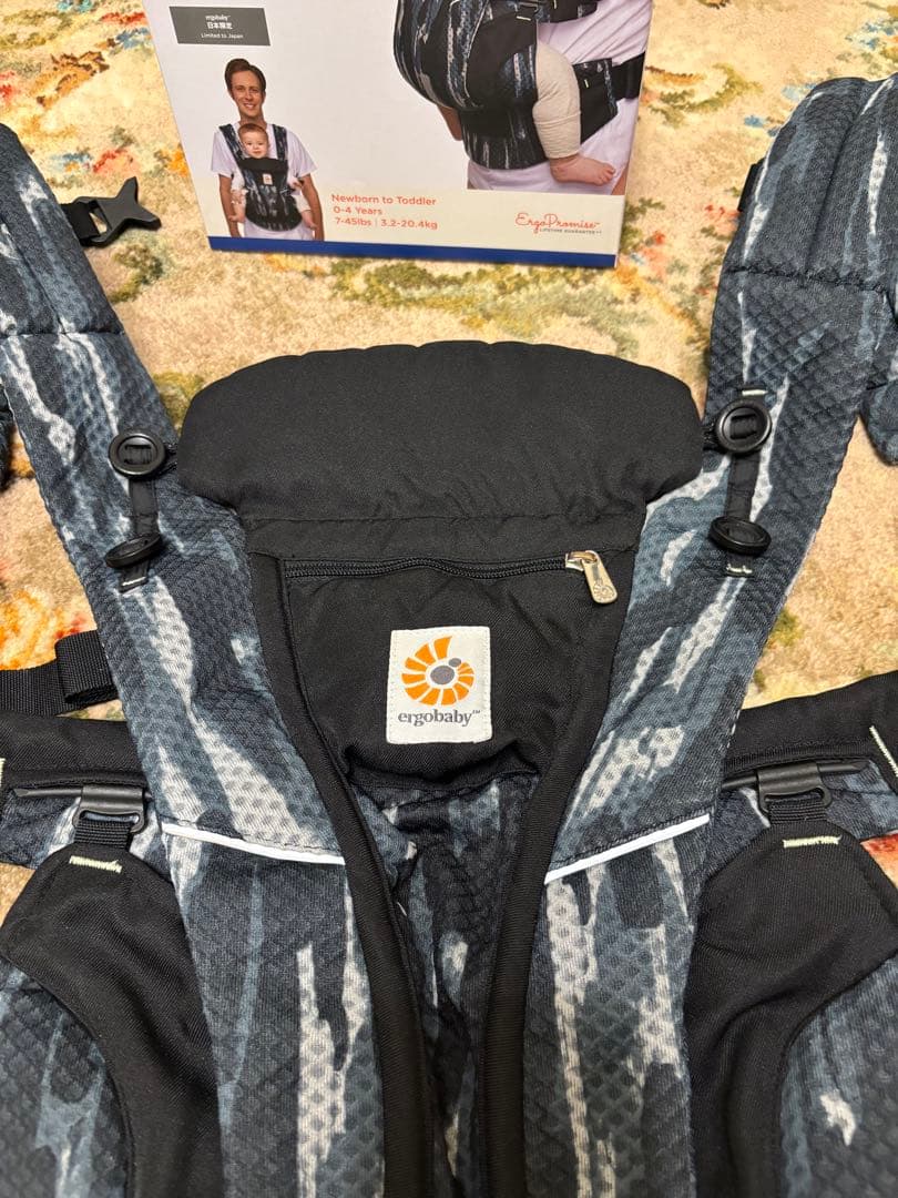 ergobaby OMNI breeze ペイントブラック