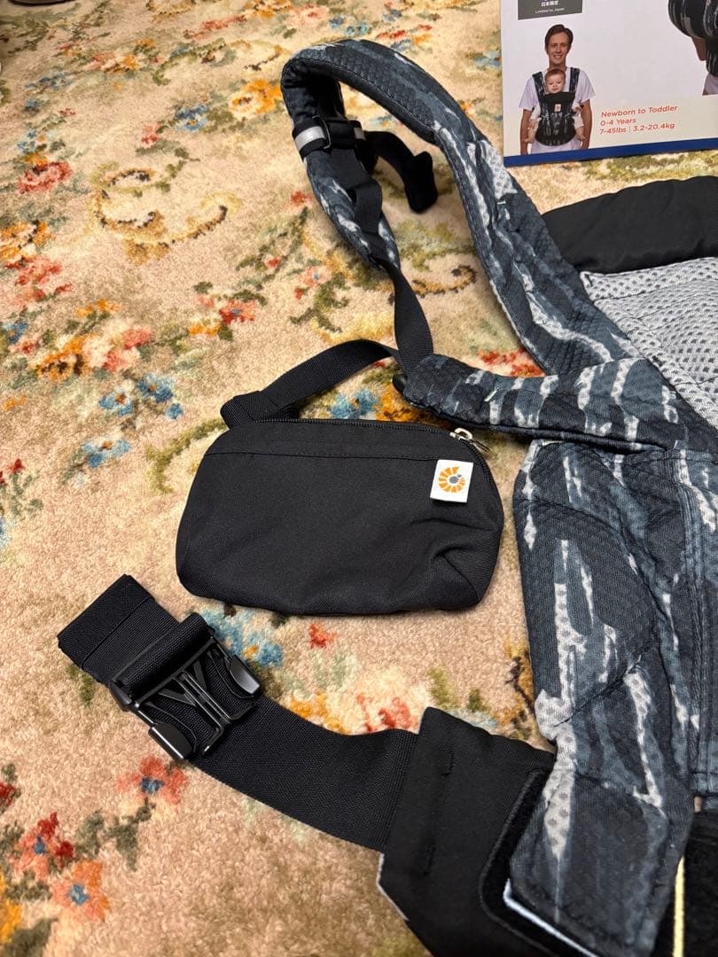 ergobaby OMNI breeze ペイントブラック