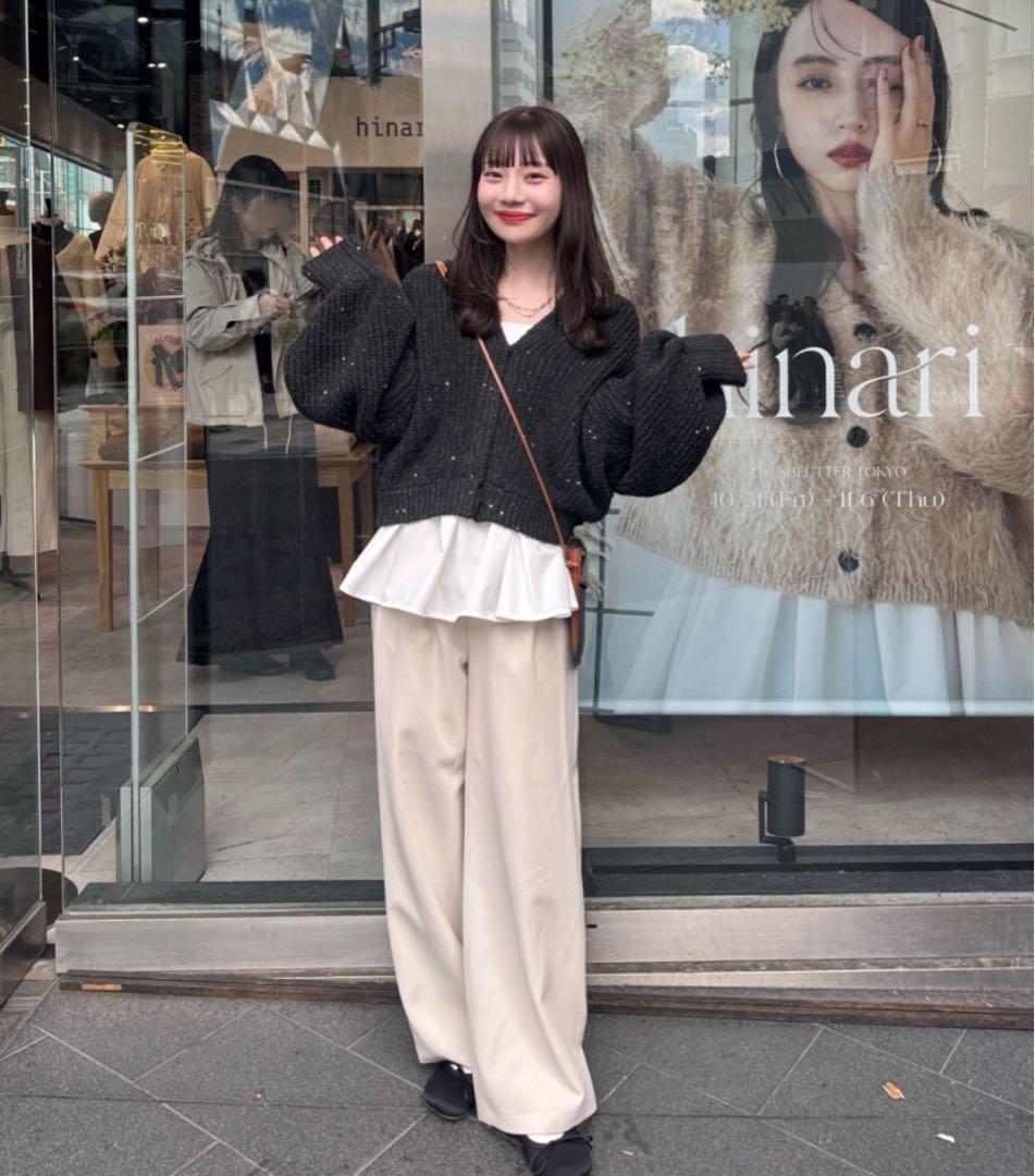 hinari リブフリルキャミ　オフホワイト　即完売商品
