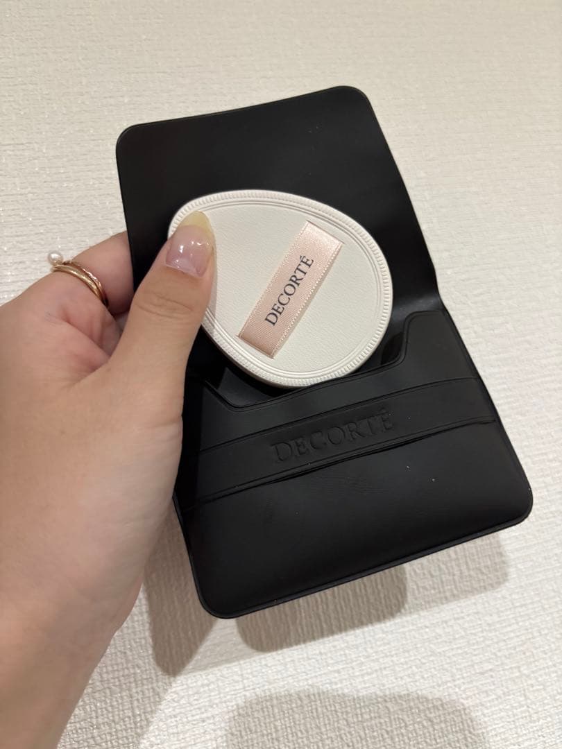 コスメデコルテ　AQ ミリオリティ パウダーファンデーション303ケース