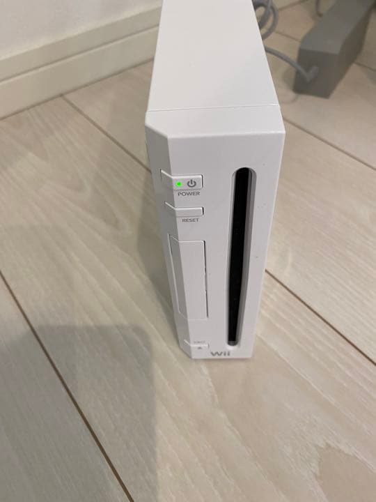 Wii  & ゲームソフト３個　動作確認済