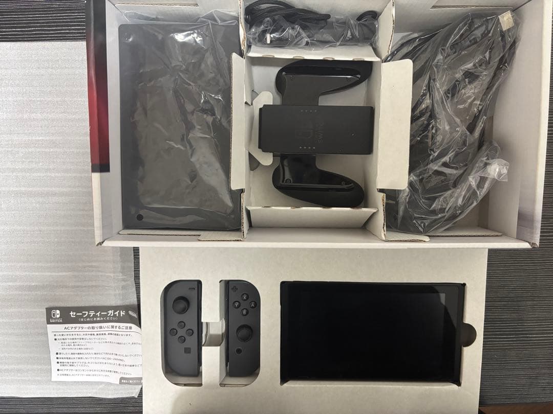 美品 Nintendo Switch 本体 グレー
