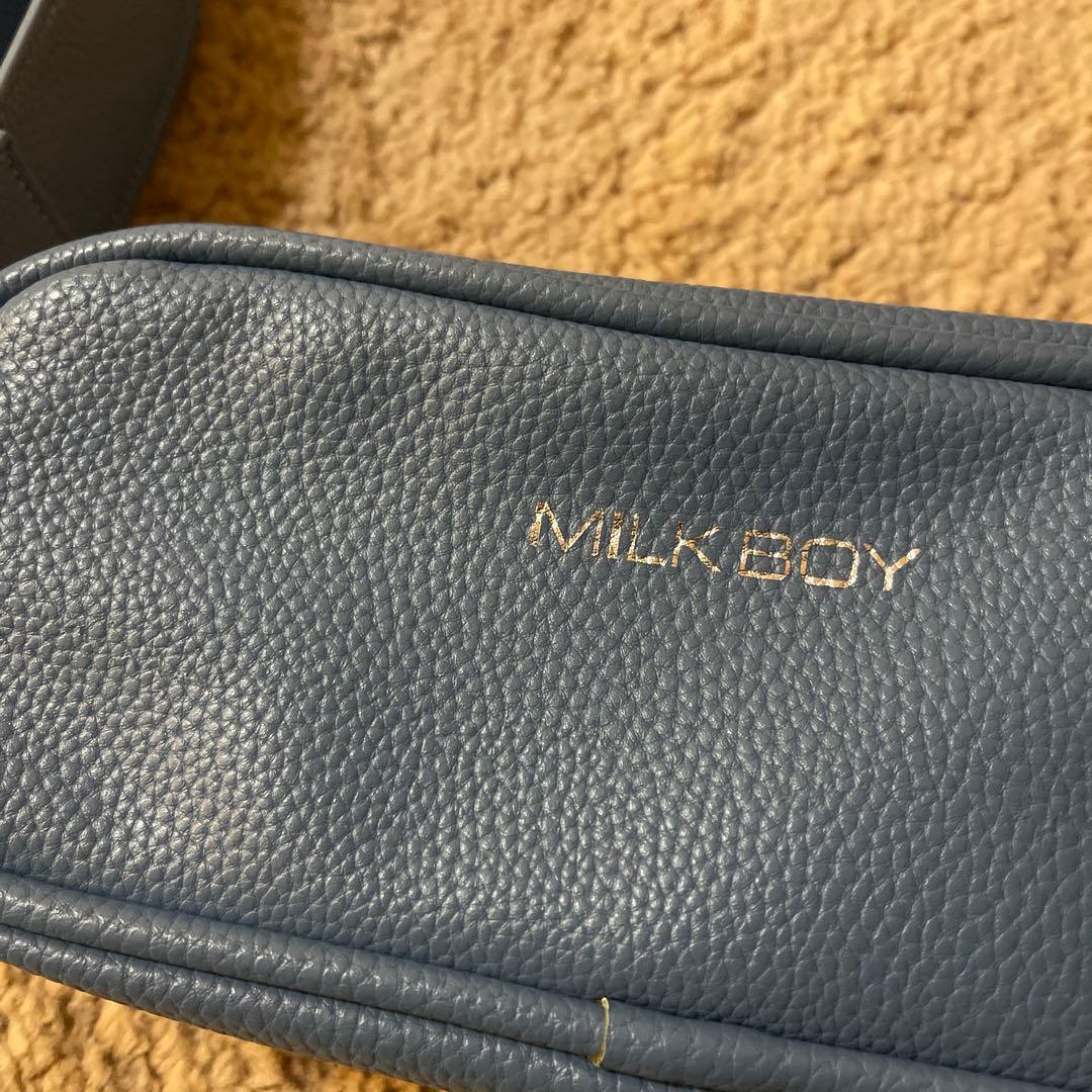 MILK BOY ボディバッグ