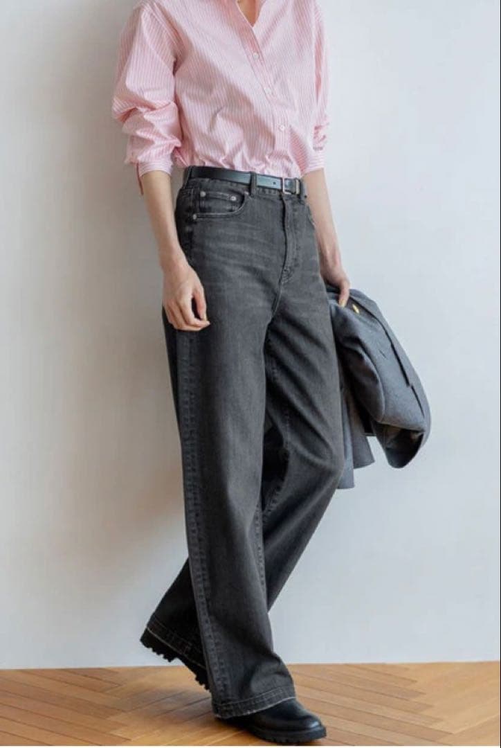 【滝沢眞規子さん着用/VERY掲載】 23区DENIM ストレッチ ワイドパンツ