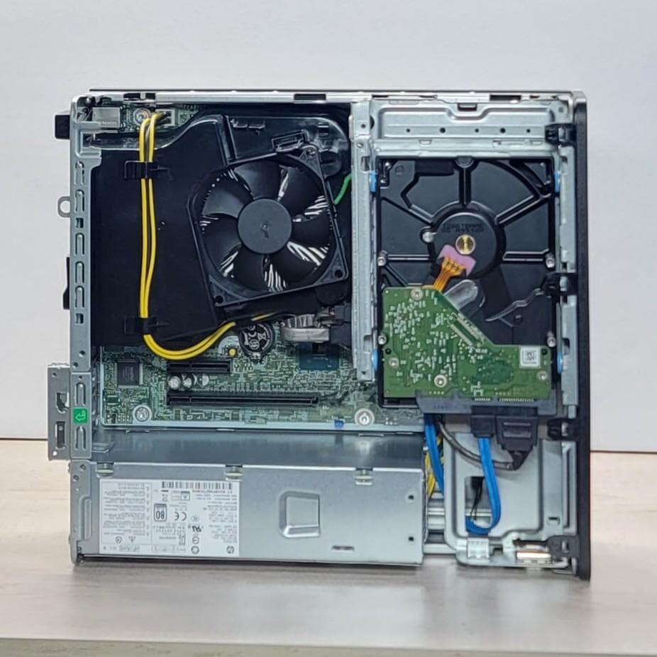 i7 9700／WiFi5／16G／SSD256GB／HDD500GB_管191