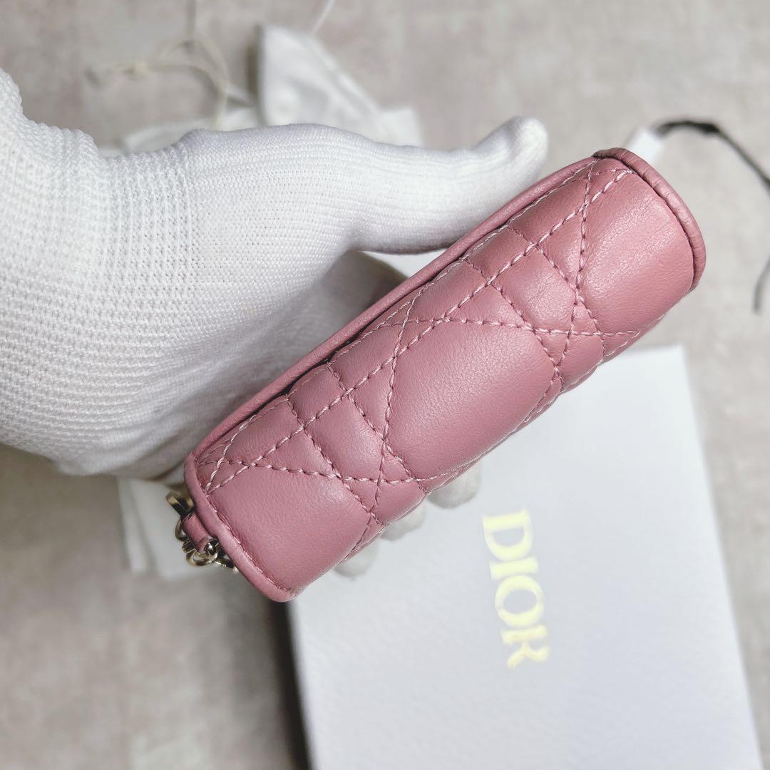 Lady Dior カナージュ ラムスキン 三つ折り 財布 チャーム ピンク