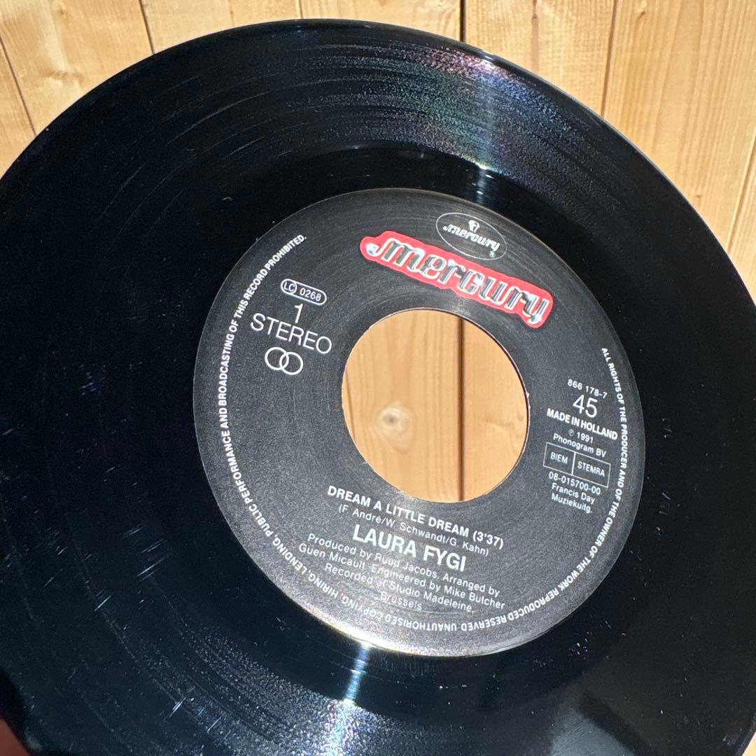 [レコード] Laura Fygi Dream a little dream 7