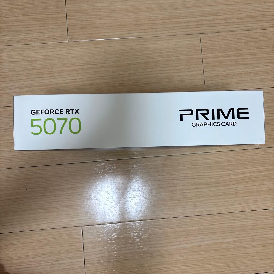 最終値下げ　新品未開封　prime 5070 OC white