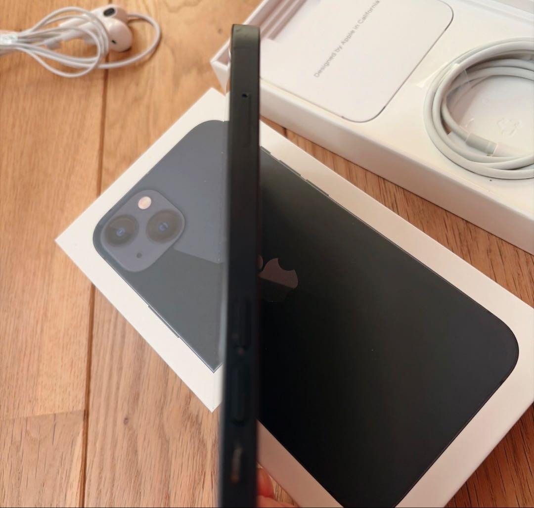 最終お値下げ　Apple iPhone 13 ブラック 本体