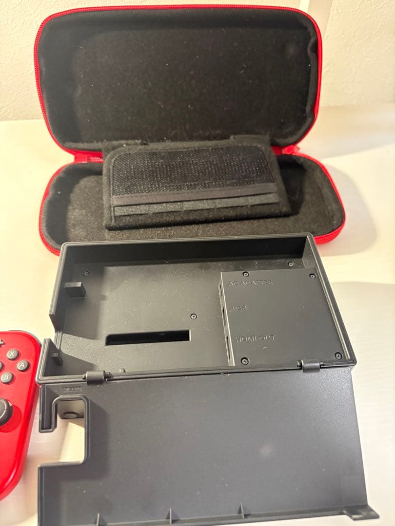 美品Nintendo Switch 本体セット（限定レッド）＋128GBメモリ付