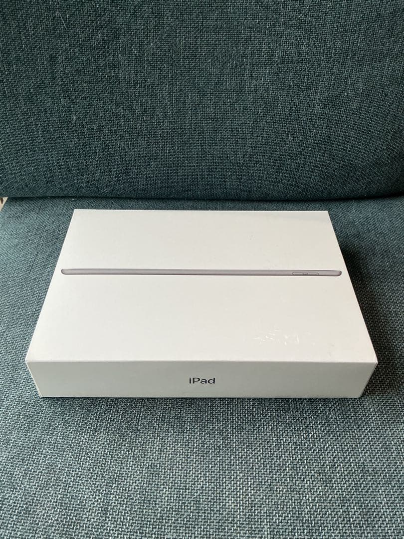 Apple iPad (第8世代) 32GB スペースグレー Wi-Fiモデル